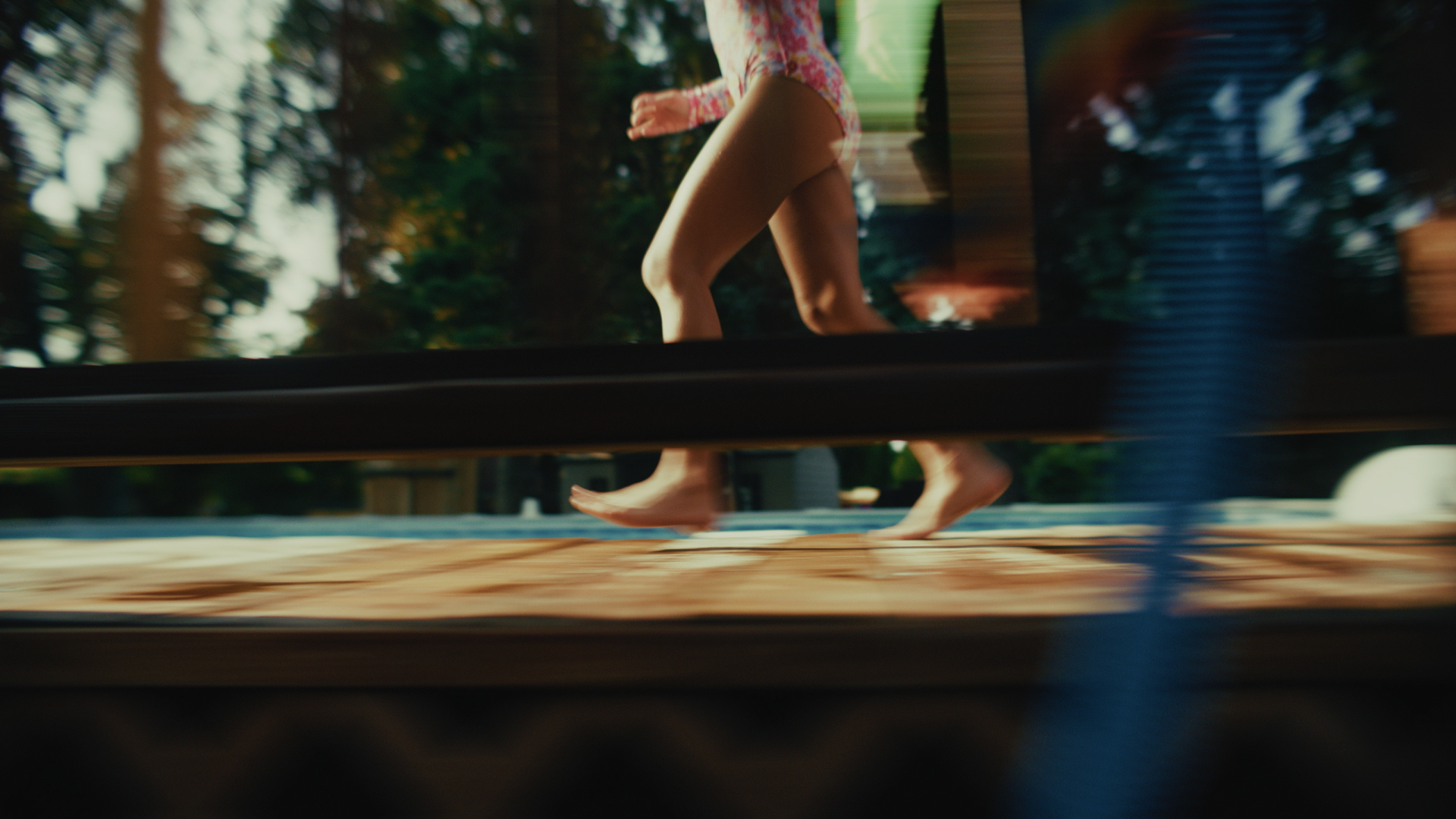 ALLEN SAFEHAVEN MINI SUPERS SUPERLESS.mov.01_00_21_07.Still010