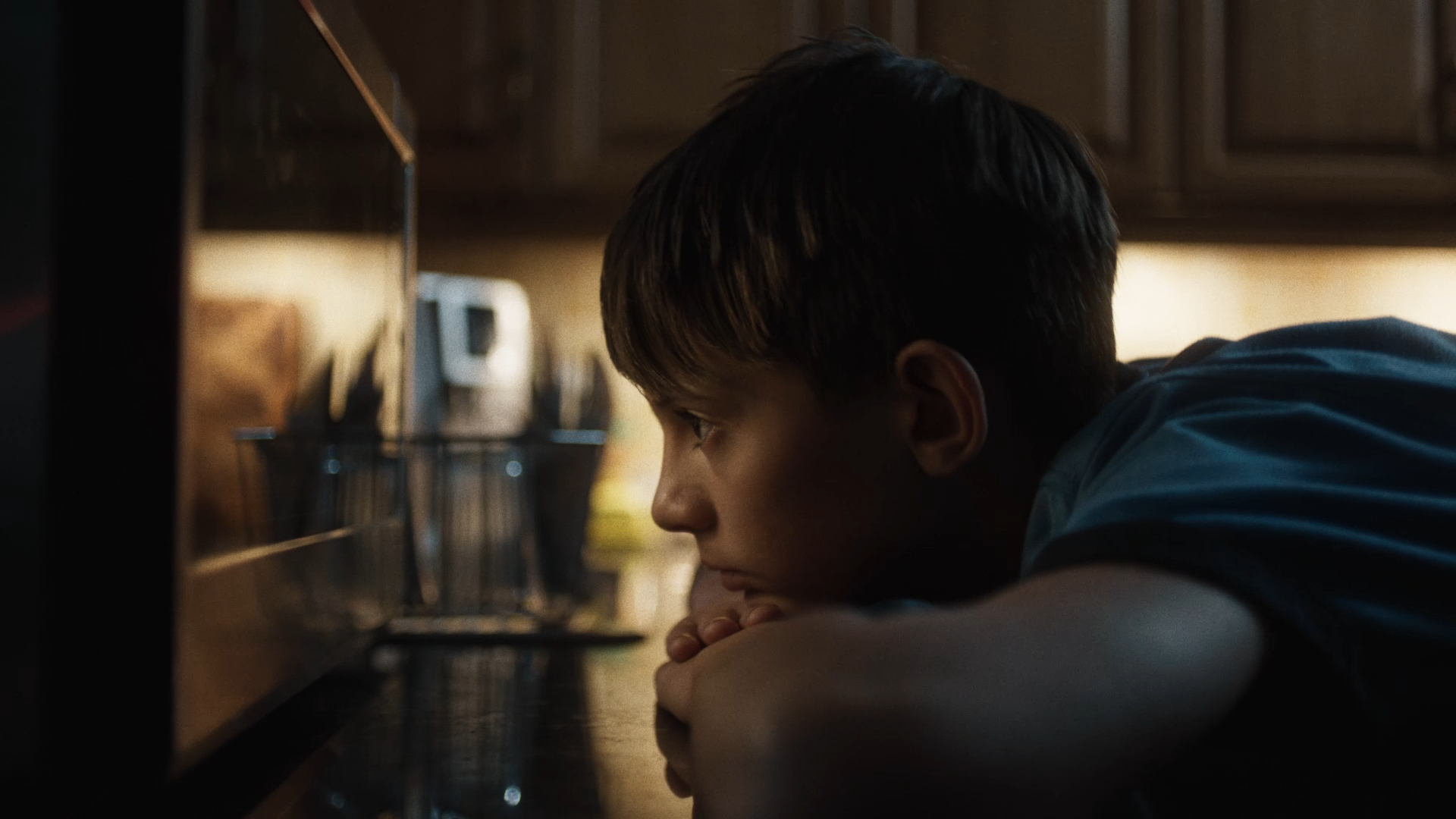 BIRD WHITE RIBBONfull A35 ULTRA PRIMES.00_00_33_15.Still007