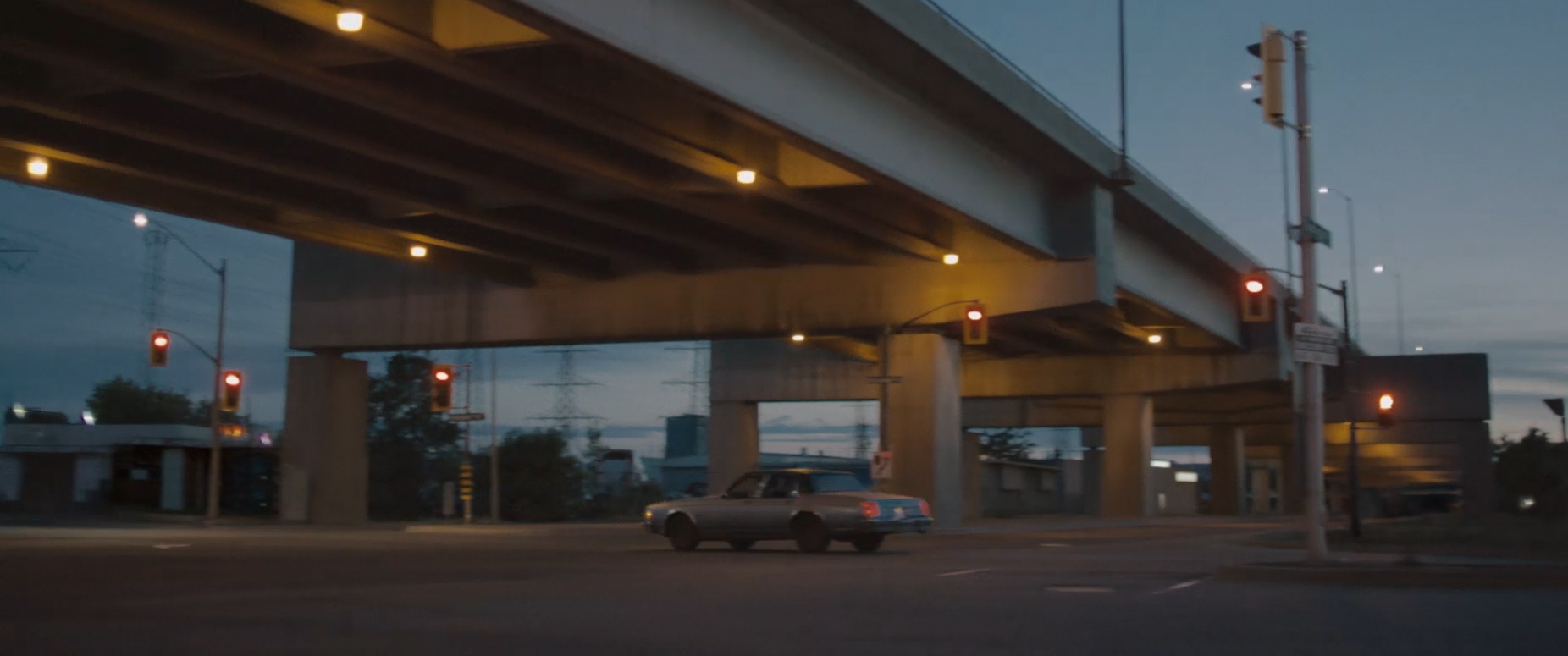 ELLEVATOR NS CROP-14