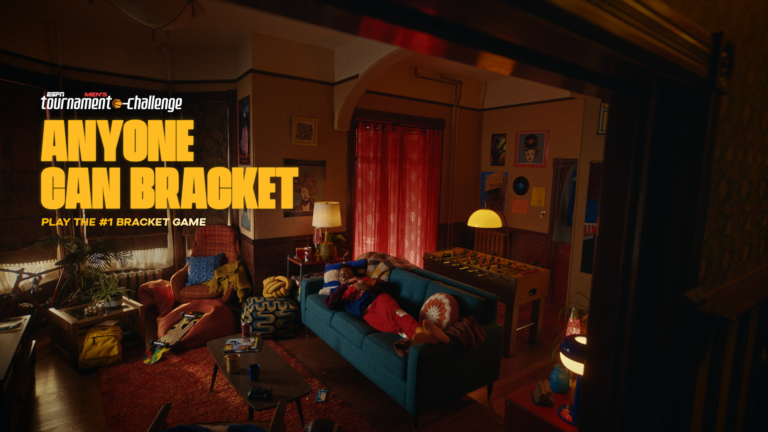 Horizontal Teen_KH_v02.mov.00_00_14_21.Still001