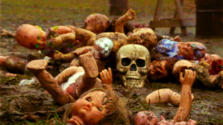 KidsvsAliens_Feature_UHD_4444_8Trk_V3_20221202.mov.01_02_58_15.Still049