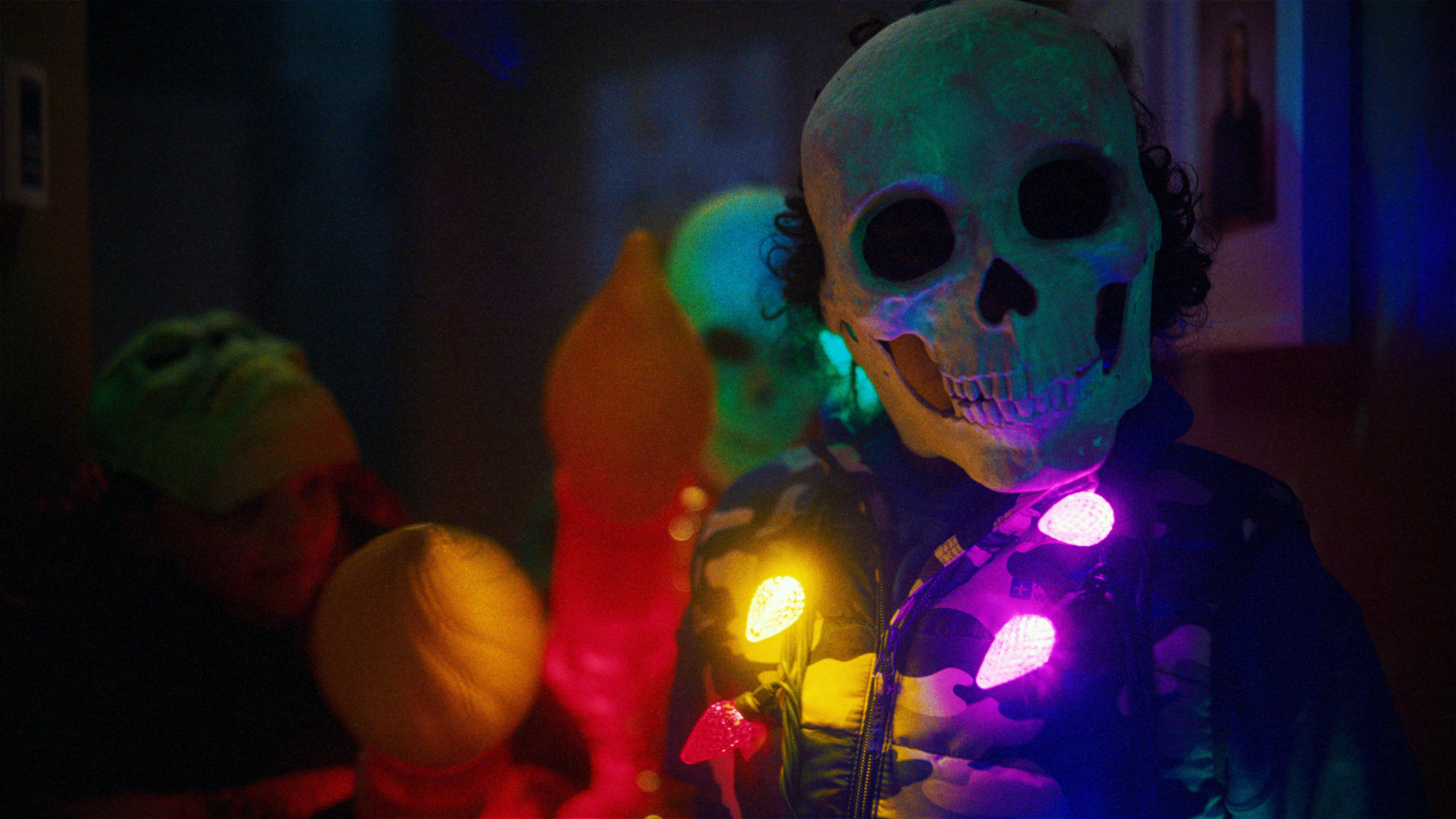 KidsvsAliens_Feature_UHD_4444_8Trk_V3_20221202.mov.01_20_07_10.Still169