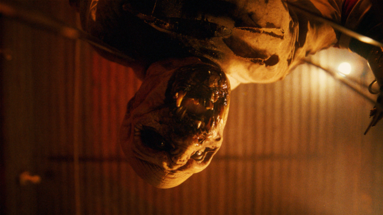 KidsvsAliens_Feature_UHD_4444_8Trk_V3_20221202.mov.02_01_11_04.Still467