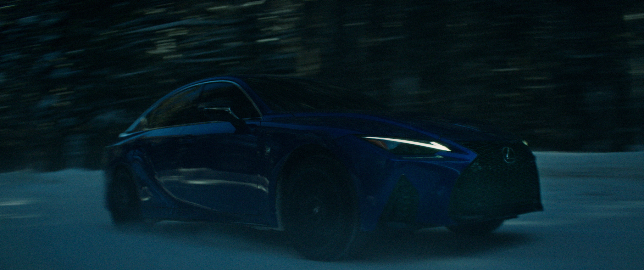 LexusIS_DirCut_2048x858.mov.10_00_27_05.Still036